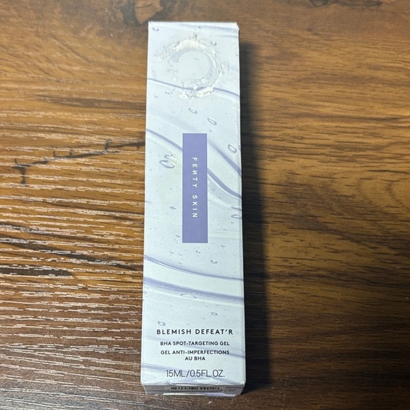 Fenty Skin Other - Blemish Defeat'r BHA Spot-Targeting Gel - White